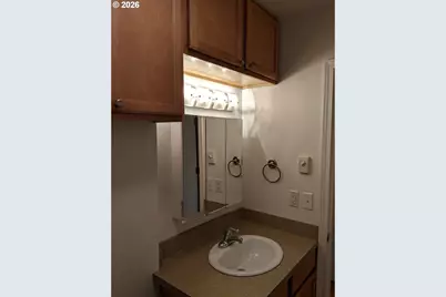 3954 N Borthwick Ave, Portland, OR 97227 - Photo 28