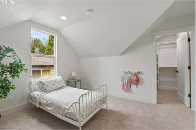 8328 SW 9th Ave, Portland, OR 97219 - Photo 20
