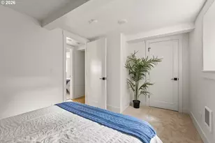 8328 SW 9th Ave, Portland, OR 97219 - Photo 34