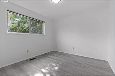 4547 NW Tumalo Ct, Portland, OR 97229 - Photo 18