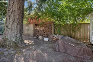 7403 SW Mapleleaf St, Portland, OR 97223 - Photo 34