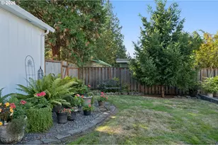 7403 SW Mapleleaf St, Portland, OR 97223 - Photo 32