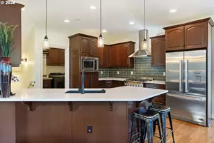 1201 SW Ophelia St, Portland, OR 97219 - Photo 10