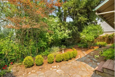 9255 SW Brooks Bend Pl, Portland, OR 97223 - Photo 20
