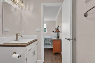 1142 9th St, Florence, OR 97439 - Photo 22