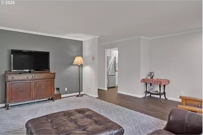 1142 9th St, Florence, OR 97439 - Photo 10