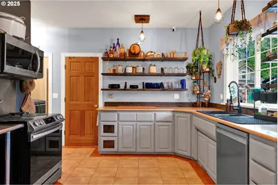 33530 Molitor Ranch Rd, Cottage Grove, OR 97424 - Photo 12