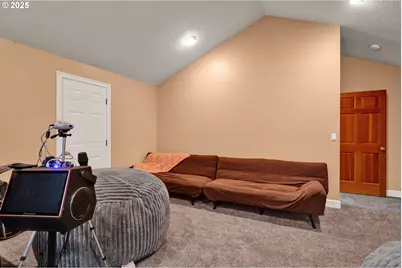 33530 Molitor Ranch Rd, Cottage Grove, OR 97424 - Photo 22