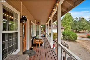 33530 Molitor Ranch Rd, Cottage Grove, OR 97424 - Photo 6