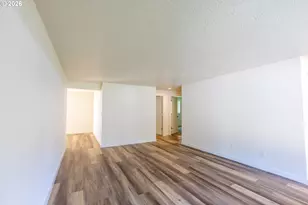 384 Lower Lavista Ct, Salem, OR 97304 - Photo 8