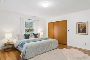 12504 SE Madison St, Portland, OR 97233 - Photo 18