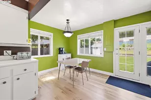 2414 E McLoughlin Blvd, Vancouver, WA 98661 - Photo 8
