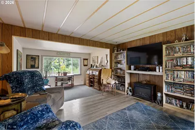 4826 Rhododendron Loop, Florence, OR 97439 - Photo 6