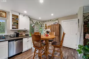 509 Williams Ave, Tillamook, OR 97141 - Photo 10