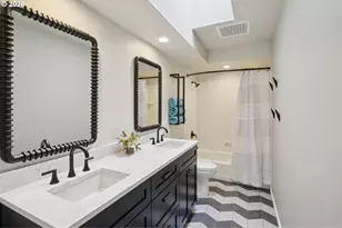 19760 Wildwood Dr, West Linn, OR 97068 - Photo 18