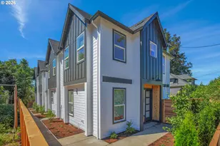 8432 E Burnside St, Portland, OR 97216 - Photo 2