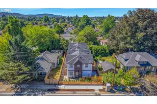 8432 E Burnside St, Portland, OR 97216 - Photo 38