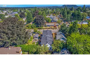 8432 E Burnside St, Portland, OR 97216 - Photo 40