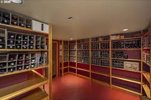 2347 NE 8th Ave, Portland, OR 97212 - Photo 46