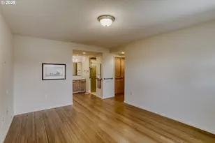 12060 SW Par 4 Dr, King City, OR 97224 - Photo 16