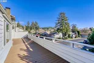 12060 SW Par 4 Dr, King City, OR 97224 - Photo 24