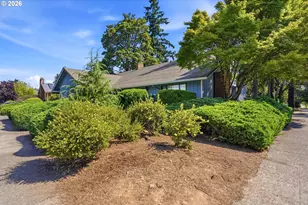 4110 NE 42nd Ave, Portland, OR 97218 - Photo 4