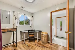 45 SW Birch Ct, Warrenton, OR 97146 - Photo 20