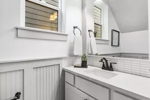 3618 SW Vermont St, Portland, OR 97219 - Photo 8