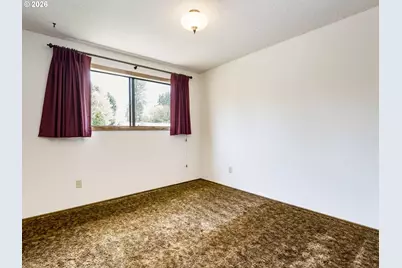 207 NW Ash St, McMinnville, OR 97128 - Photo 22