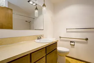 207 NW Ash St, McMinnville, OR 97128 - Photo 14