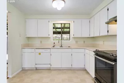 207 NW Ash St, McMinnville, OR 97128 - Photo 12