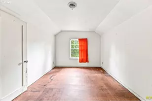 2113 N Sumner St, Portland, OR 97217 - Photo 24
