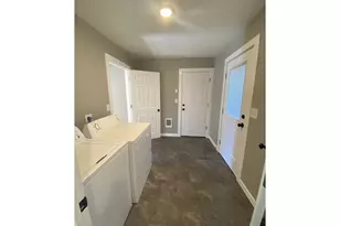 12344 SE Bush St, Portland, OR 97236 - Photo 22