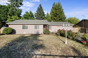 821 NE 108th Ave, Vancouver, WA 98664 - Photo 2