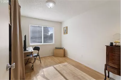 821 NE 108th Ave, Vancouver, WA 98664 - Photo 16