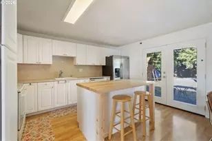 821 NE 108th Ave, Vancouver, WA 98664 - Photo 10