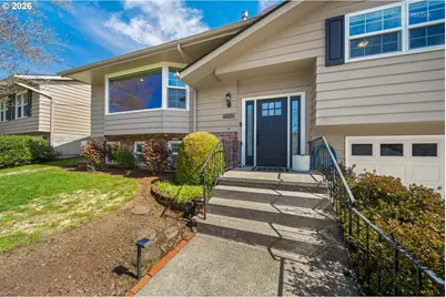 5402 SW 34th Pl, Portland, OR 97239 - Photo 2
