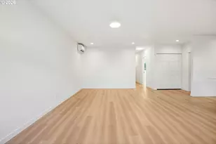 9998 SE Amherst St, Clackamas, OR 97015 - Photo 8