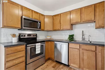 7615 NE Multnomah St, Portland, OR 97213 - Photo 10