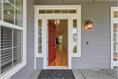 909 N 9th Way, Ridgefield, WA 98642 - Photo 4