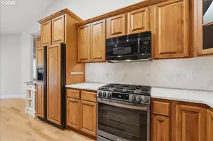 909 N 9th Way, Ridgefield, WA 98642 - Photo 20