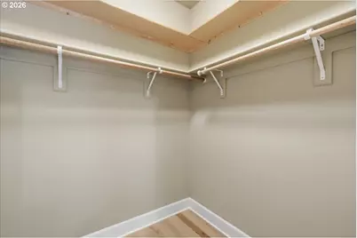 909 N 9th Way, Ridgefield, WA 98642 - Photo 16