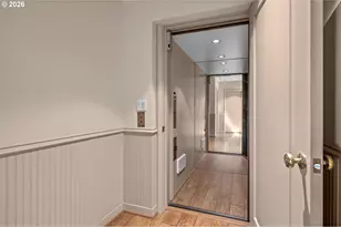 1784 SW Montgomery Dr, Portland, OR 97201 - Photo 26