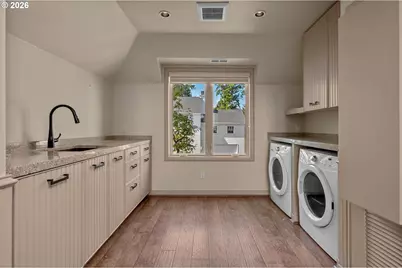 1784 SW Montgomery Dr, Portland, OR 97201 - Photo 24