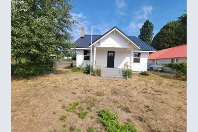 201 N 1st St, Glenwood, WA 98619 - Photo 2