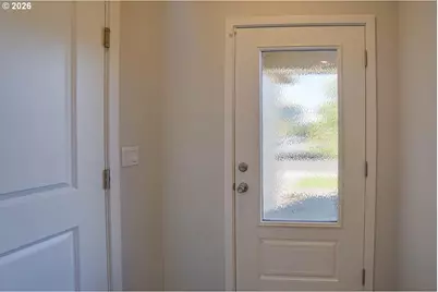 3301 NE 120th Cir, Vancouver, WA 98686 - Photo 6