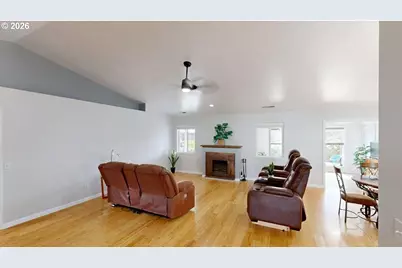 17250 Garvin Ct, Brookings, OR 97415 - Photo 4