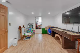 2160 SW 79th Ave, Portland, OR 97225 - Photo 24