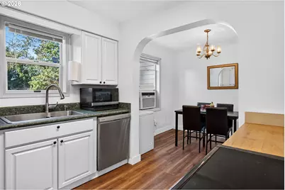 16523 SE Clinton St, Portland, OR 97236 - Photo 14