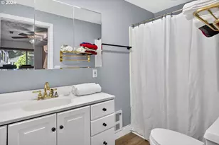 16523 SE Clinton St, Portland, OR 97236 - Photo 20